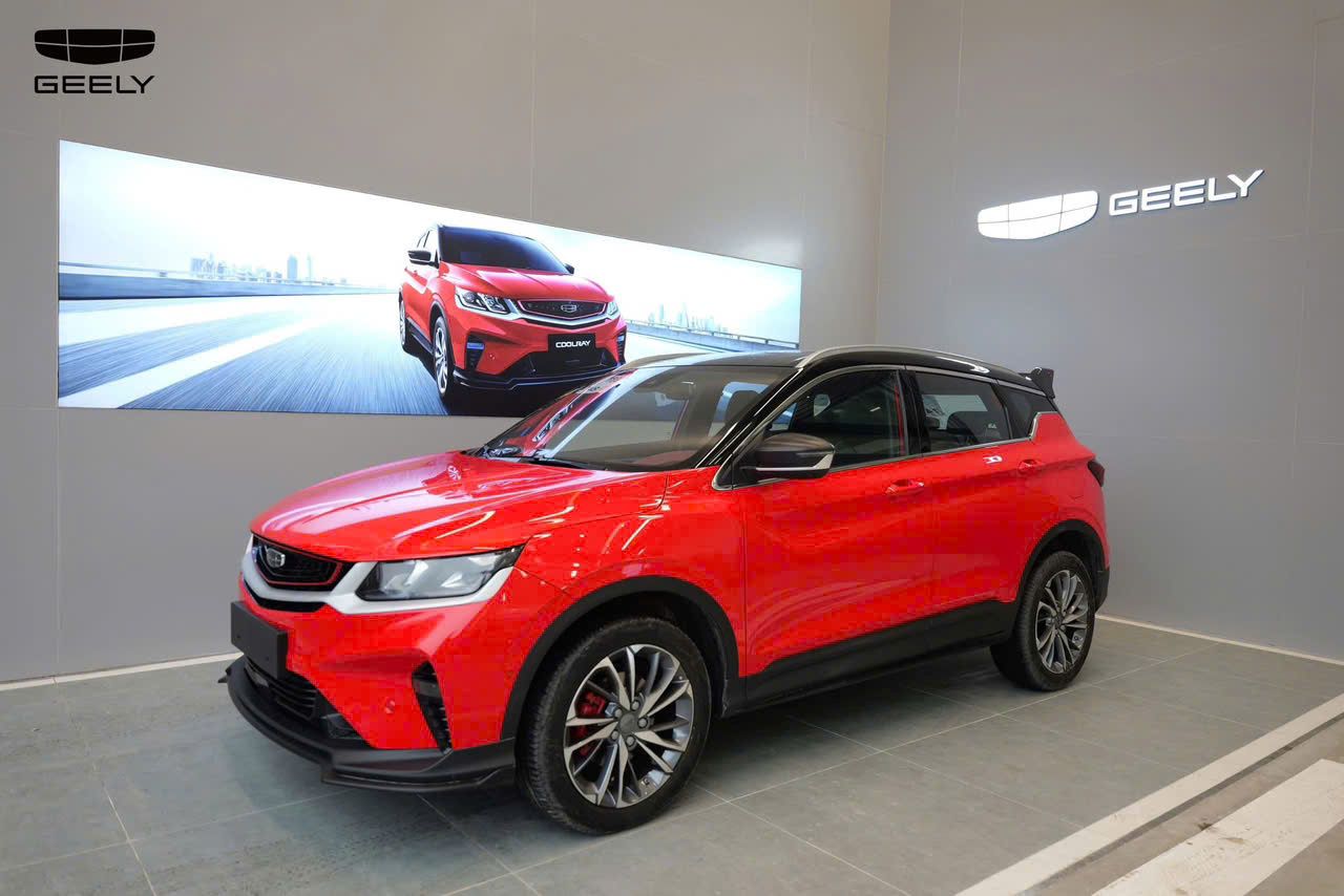 Hình ảnh xe GEELY COOLRAY PREMIUM 2025 MÀU ĐỎ