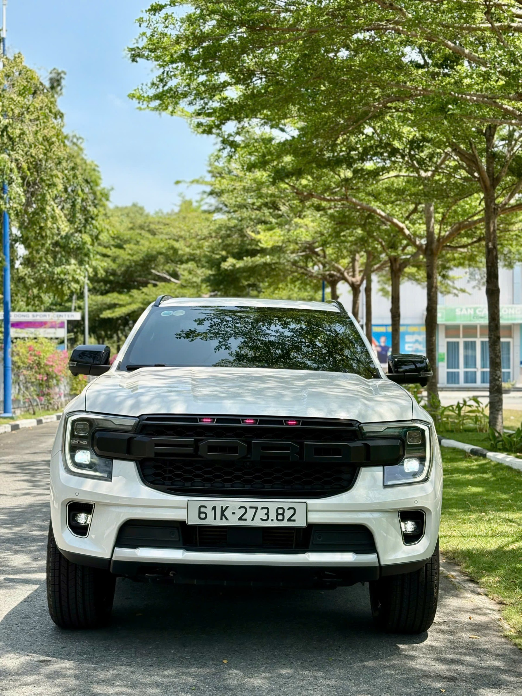 Hình ảnh xe FORD EVEREST NEXTGEN TITANIUM 4x4 2023 - 29.000KM