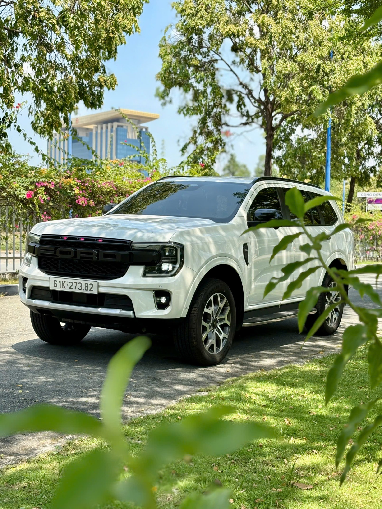 Hình ảnh xe FORD EVEREST NEXTGEN TITANIUM 4x4 2023 - 29.000KM