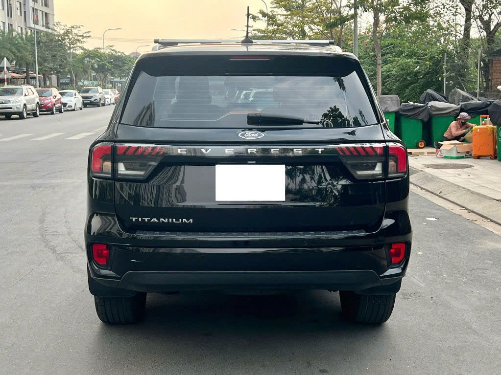 Hình ảnh xe FORD EVEREST TITANIUM 4x2 2023 - 59.000KM