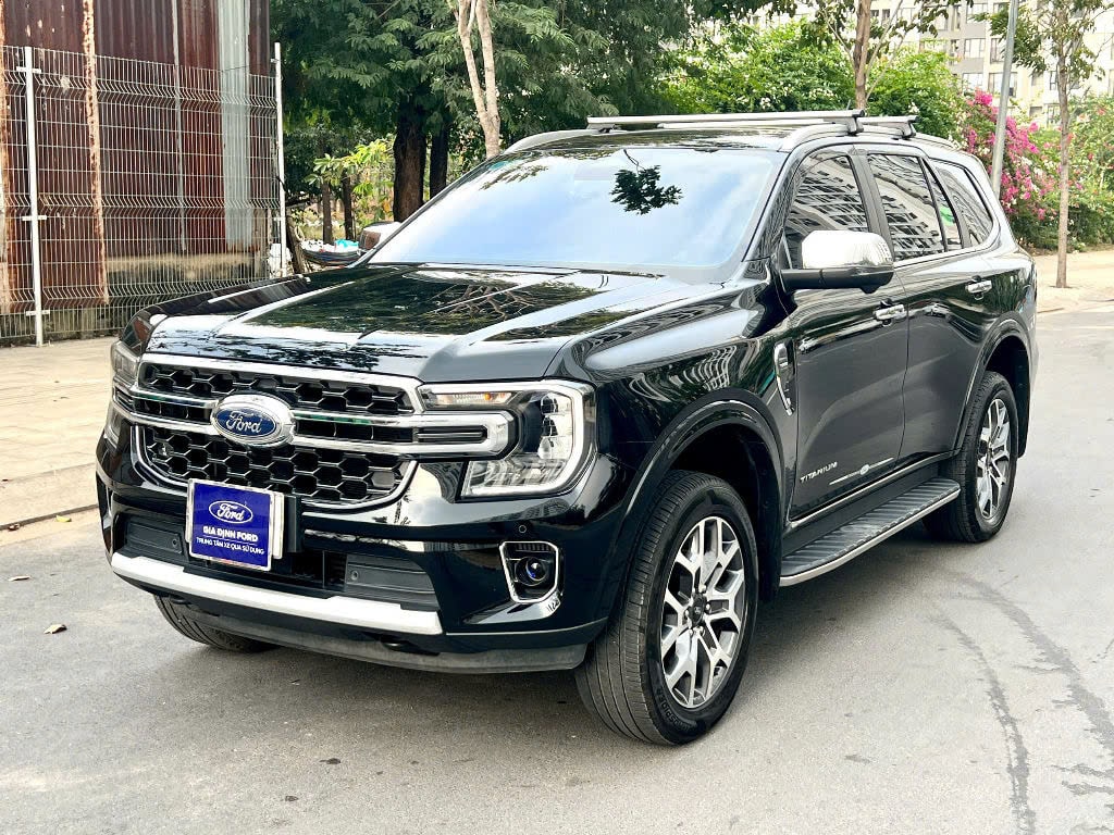 Hình ảnh xe FORD EVEREST TITANIUM 4x2 2023 - 59.000KM