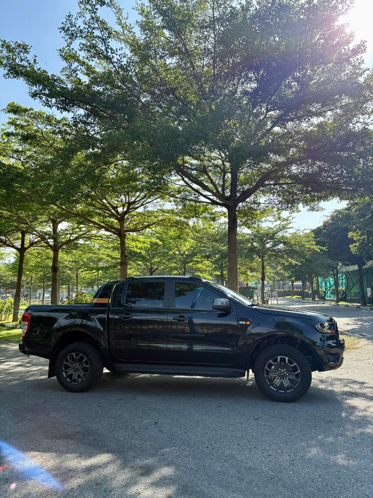 Hình ảnh xe FORD XLS 2.2 MT 2022 - 60.000KM