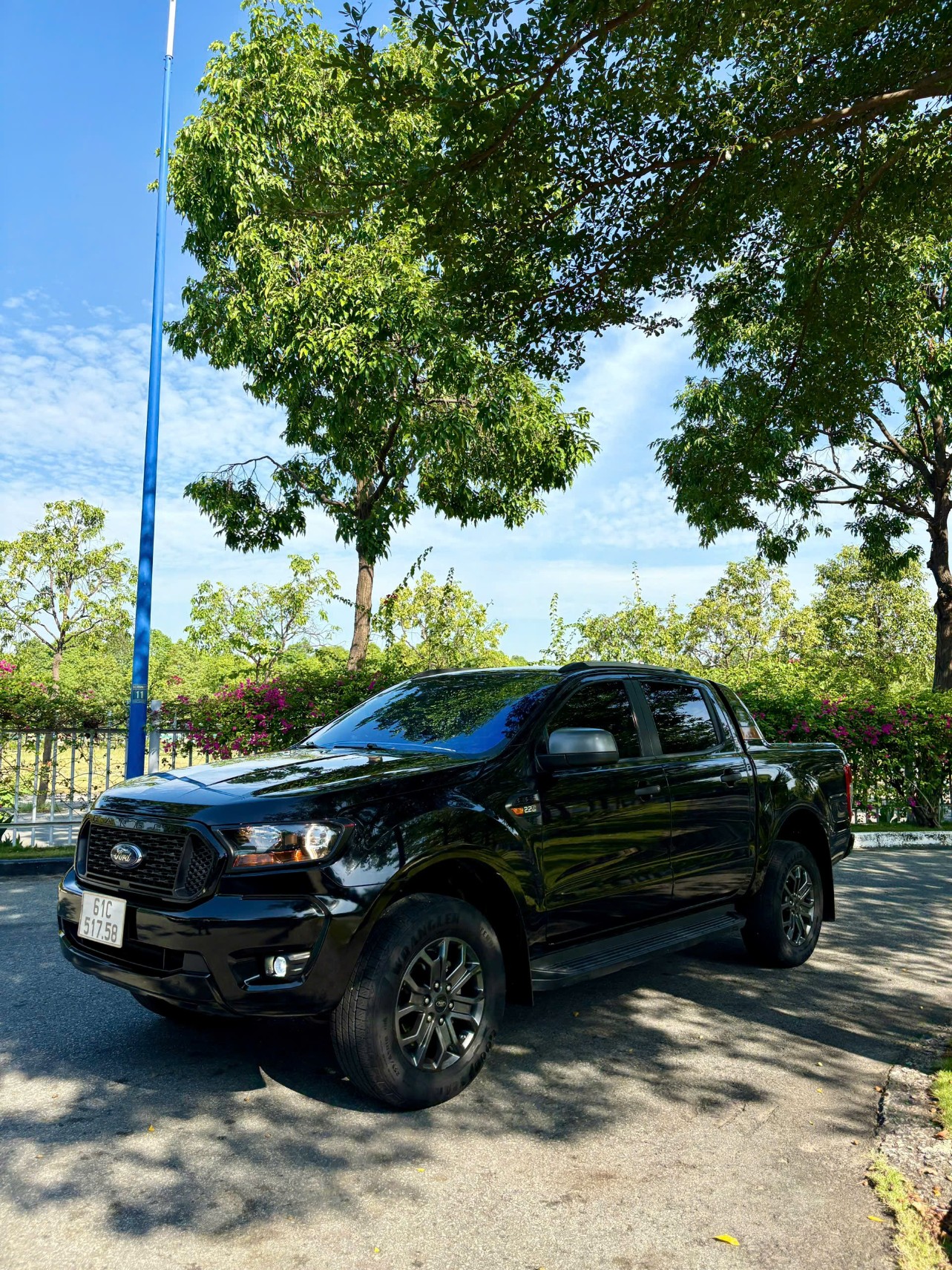 Hình ảnh xe FORD XLS 2.2 MT 2022 - 60.000KM