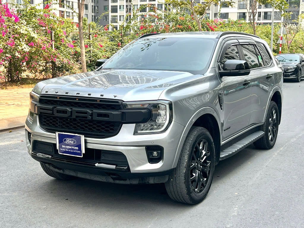 Hình ảnh xe FORD EVEREST SPORT 2023 - 50.000KM