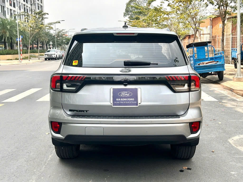 Hình ảnh xe FORD EVEREST SPORT 2023 - 50.000KM