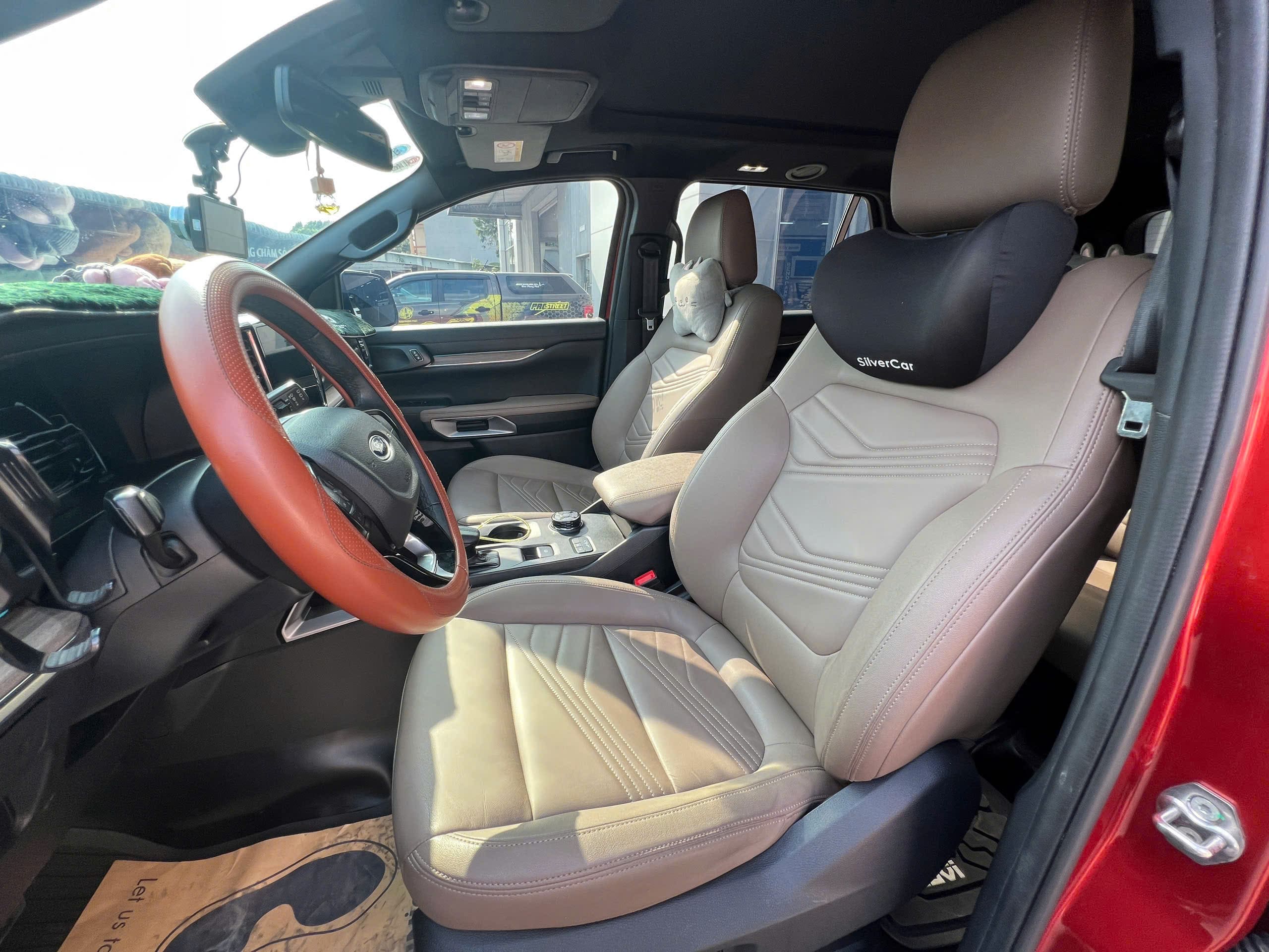 Hình ảnh xe FORD EVEREST TITANIUM 4x4 (AT) 2022 - 65.000KM