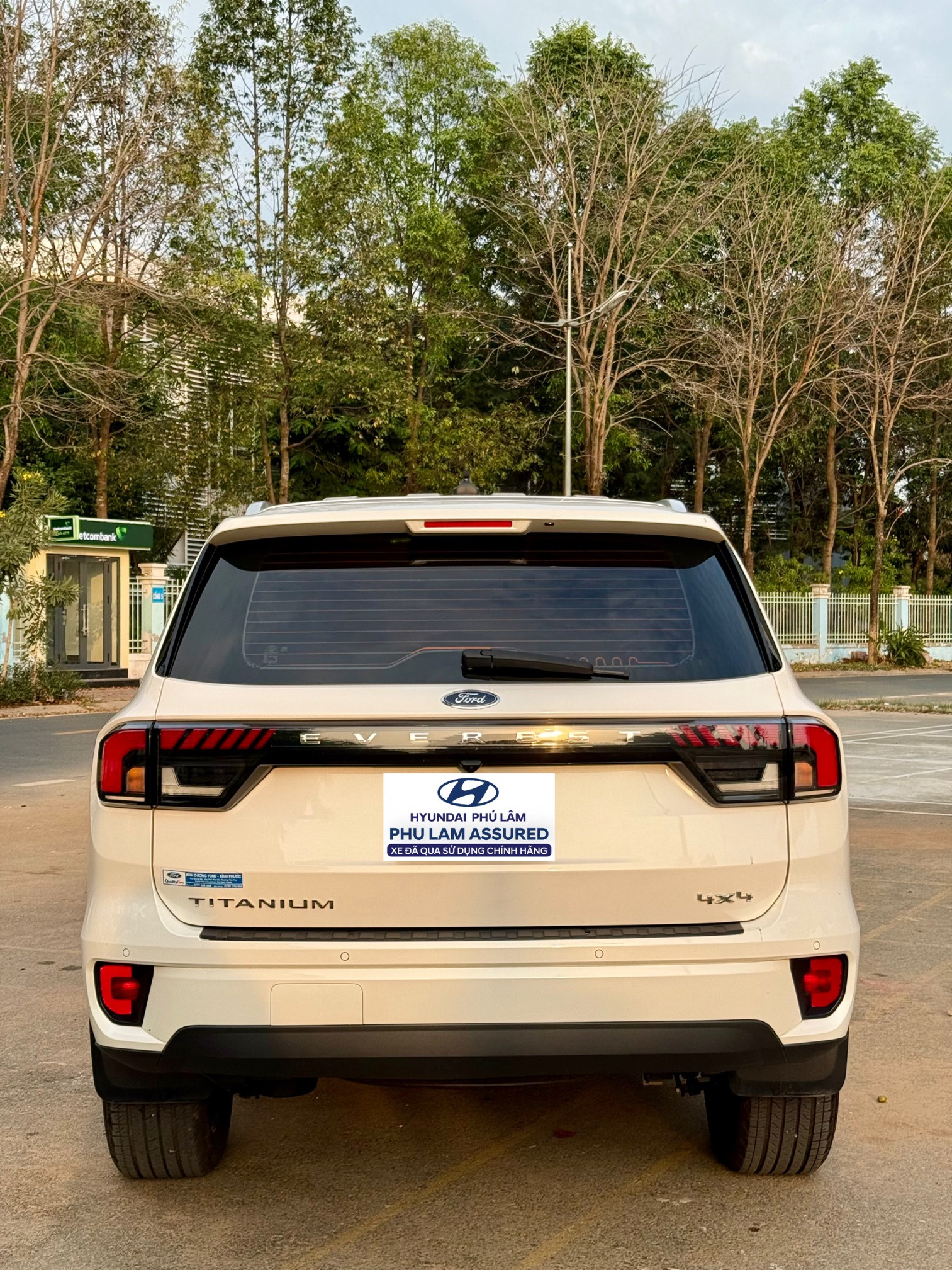 Hình ảnh xe FORD EVEREST TITANIUM 4x4 2022 - 29.900KM