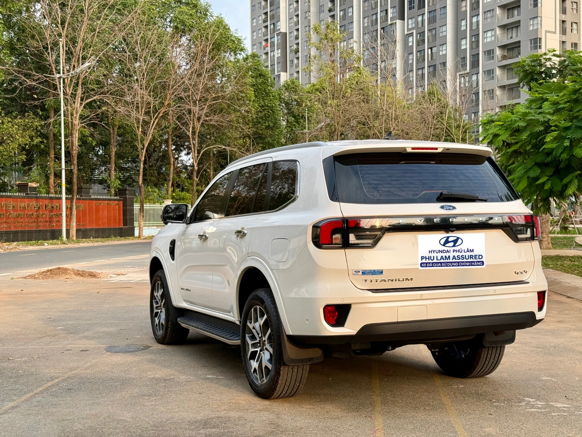 Hình ảnh xe FORD EVEREST TITANIUM 4x4 2022 - 29.900KM