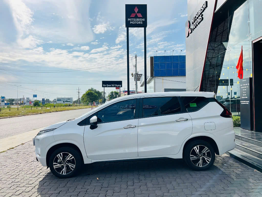 Hình ảnh xe MITSUBISHI XPANDER MT 2023 - 15.000KM