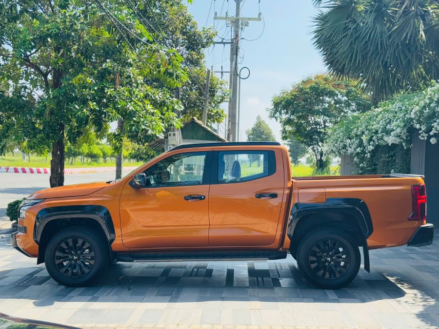 Hình ảnh xe MITSUBISHI ALL NEW TRITON ATHLETE 4x4 AT 2.4L Bi-Turbo 2025