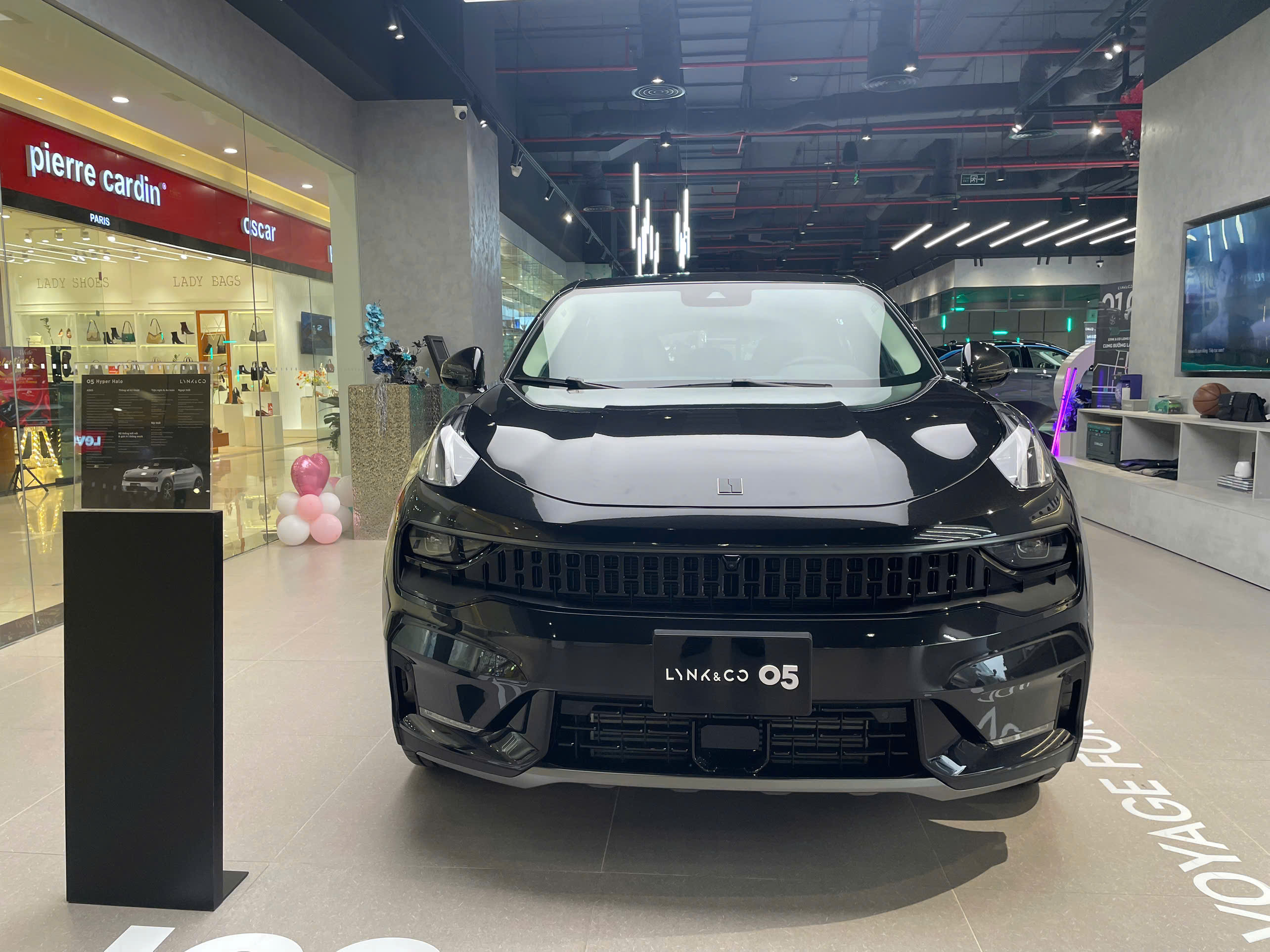 Hình ảnh xe LYNK & CO 05 HYPER HALO