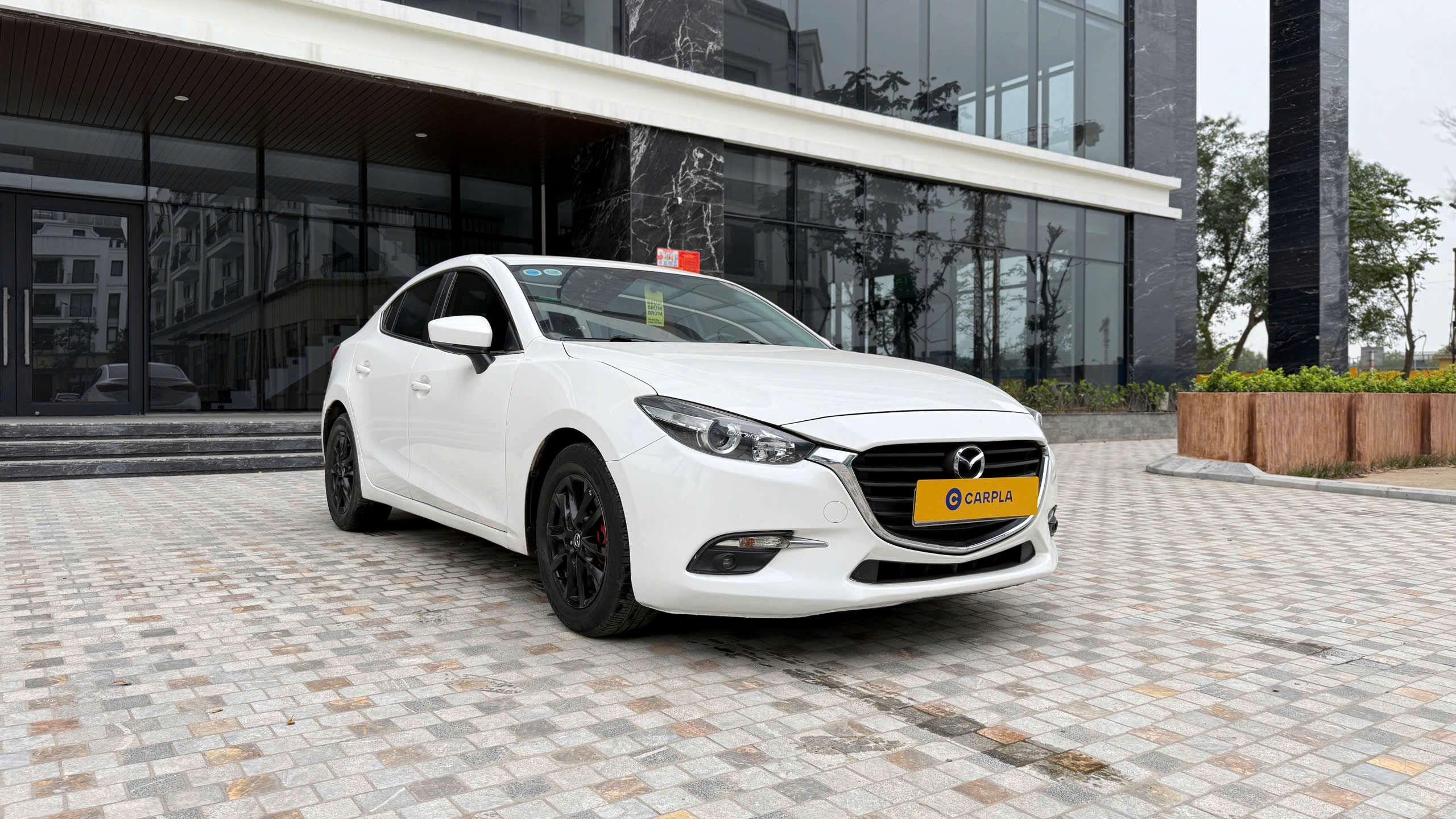 Hình ảnh xe MAZDA 3 SEDAN 1.5AT PREMIUM 2019 - ODO: 75.000KM