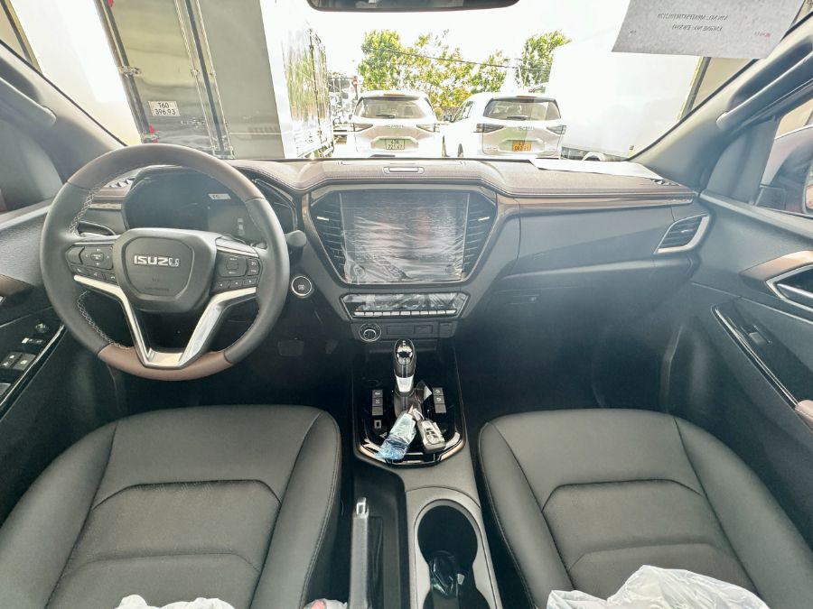 Hình ảnh xe ISUZU DMAX TYPE-Z 4X4 AT - 2025