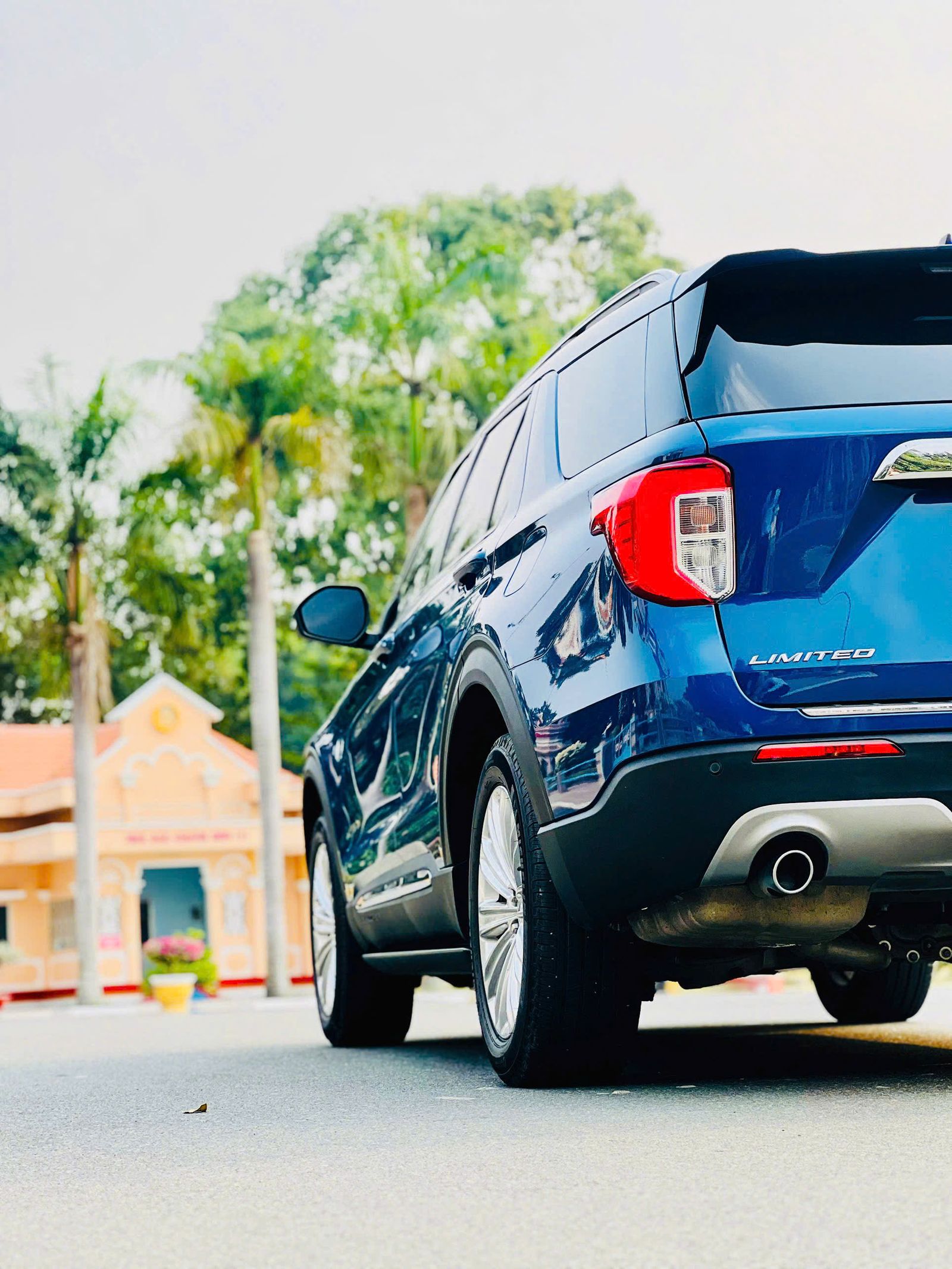Hình ảnh xe FORD EXPLORER 2.3L 2022 - 28.500 KM