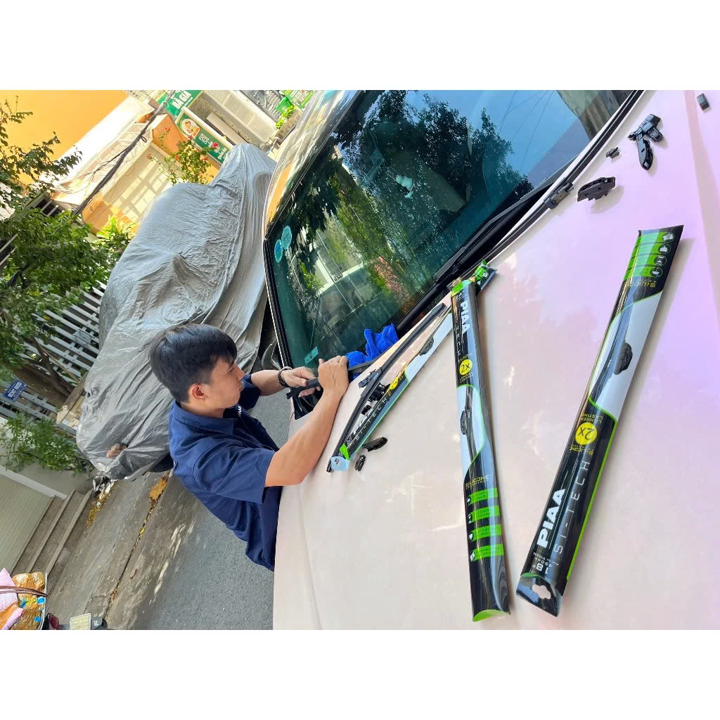 Hình ảnh xe Gạt mưa ô tô chính hãng PIAA gạt mưa silicone không xương cao cấp nhập khẩu Nhật Bản