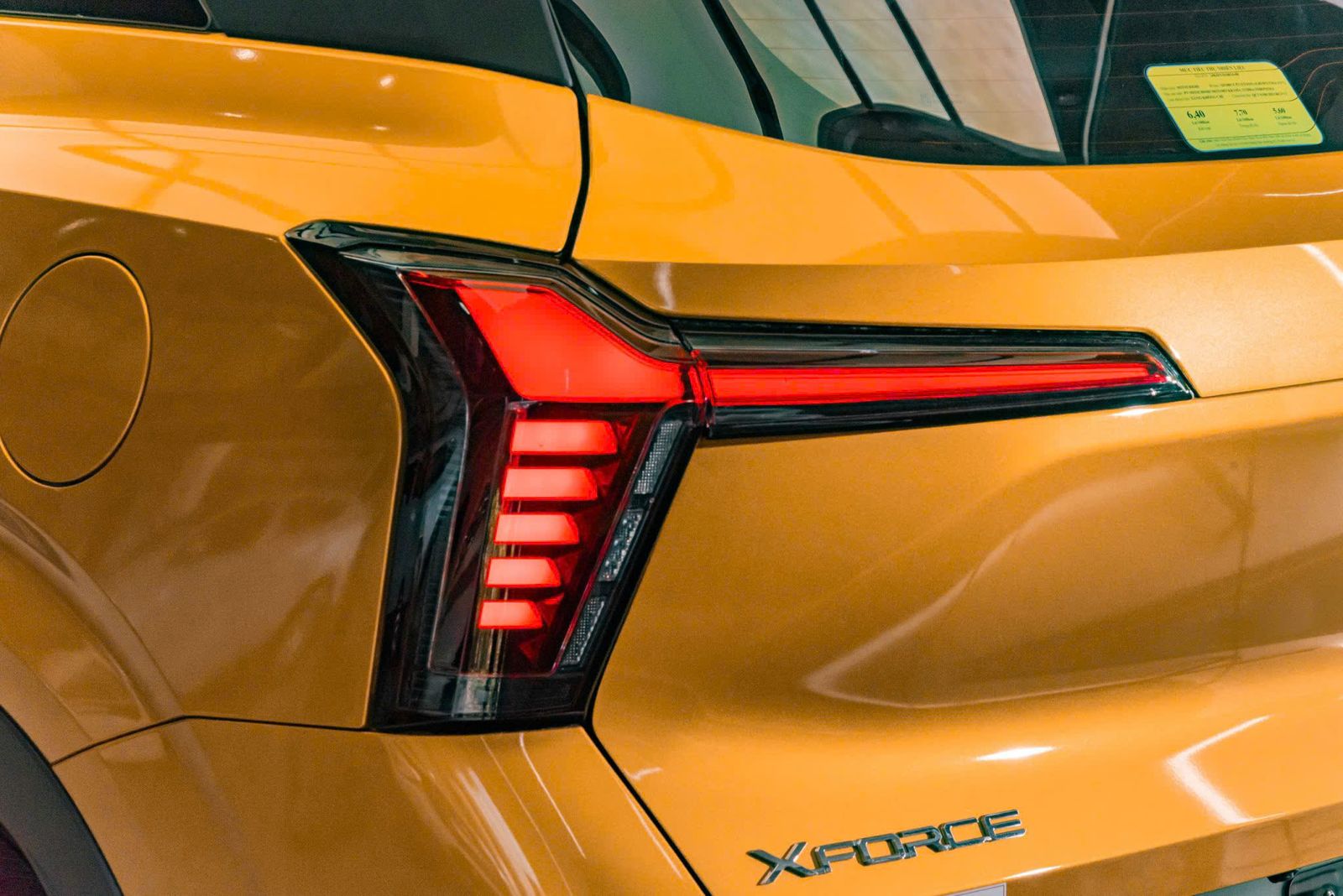 Hình ảnh xe MITSUBISHI XFORCE ULTIMATE 2025