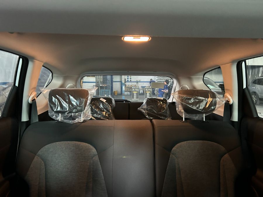 Hình ảnh xe HYUNDAI STARGAZER TIÊU CHUẨN 2025 - TRẮNG