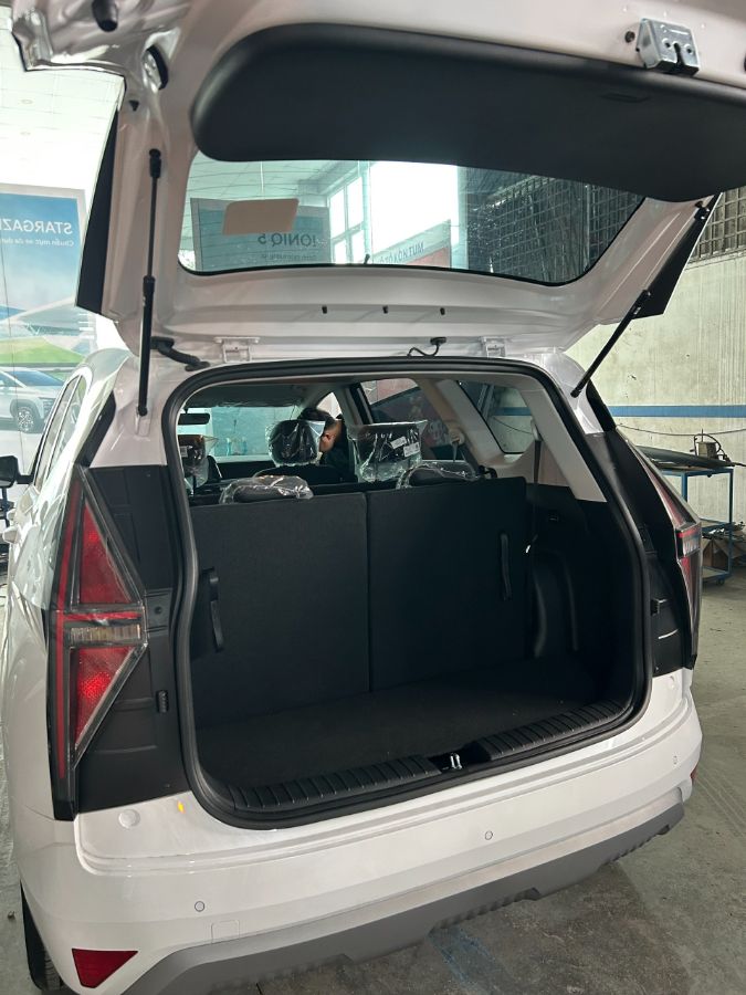 Hình ảnh xe HYUNDAI STARGAZER TIÊU CHUẨN 2025 - TRẮNG