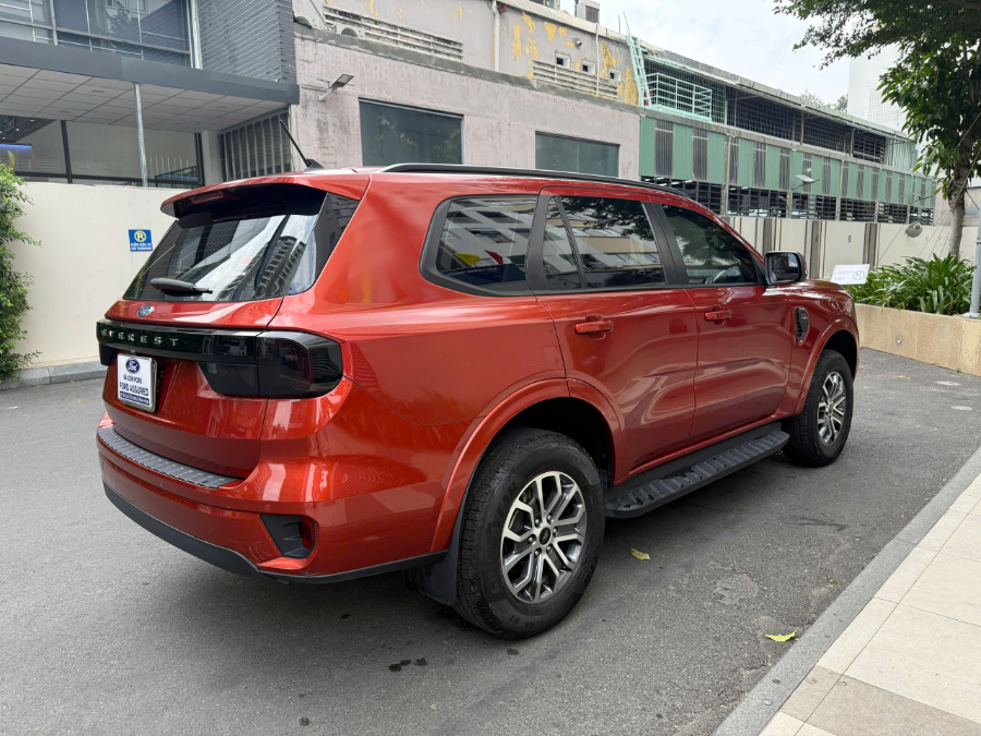 Hình ảnh xe FORD EVEREST AMBIENTE 4X2 2022 - 64.000KM