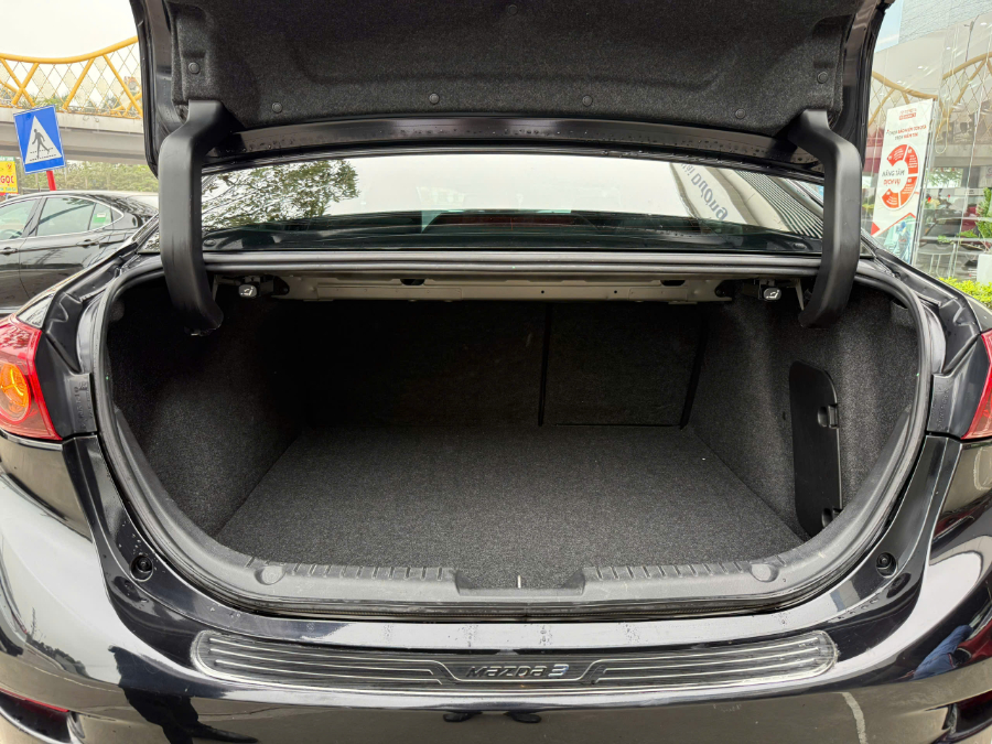 Hình ảnh xe MAZDA3 1.5AT 2018 - 75.000 KM