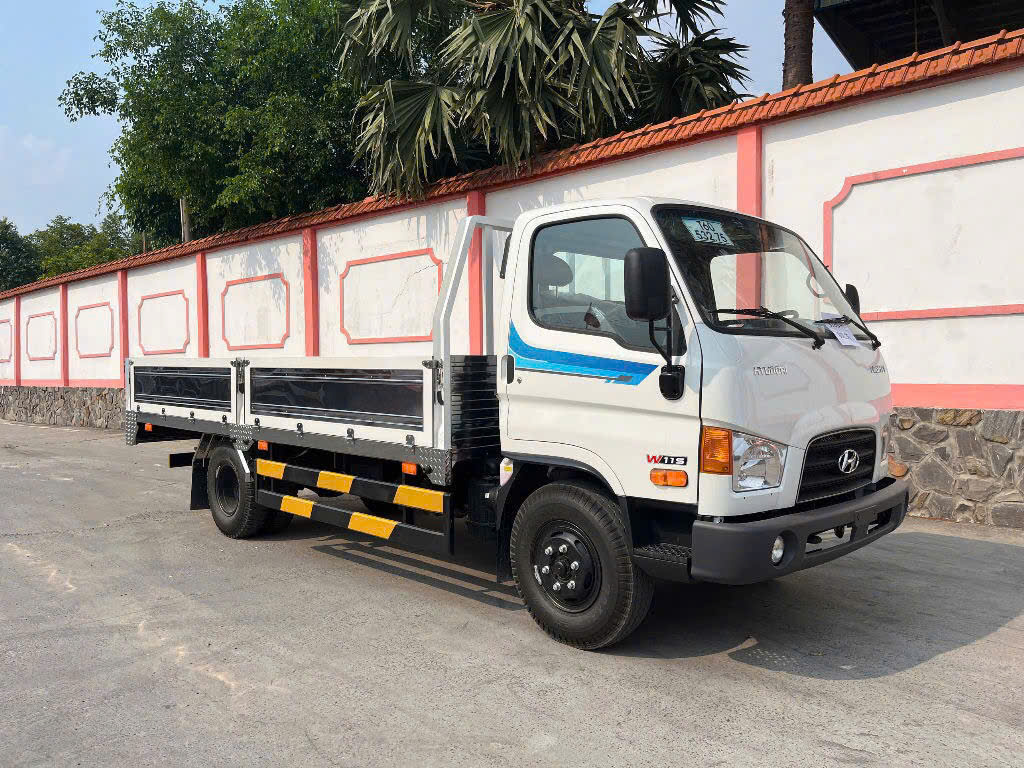 Hình ảnh xe HYUNDAI MIGHTY W11S E5 2025 - THÙNG LỬNG
