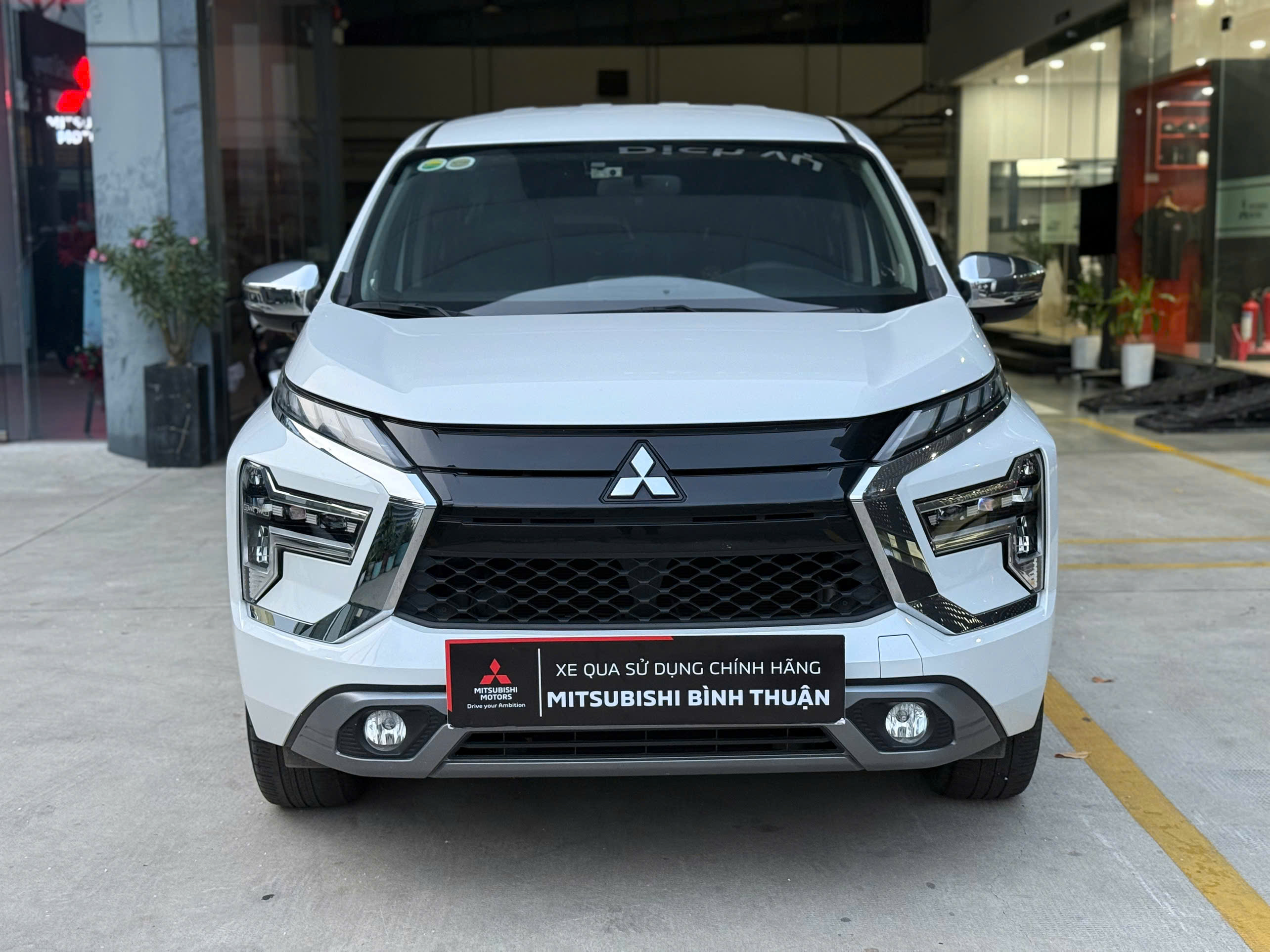 Hình ảnh xe XPANDER PREMIUM 2022 TRẮNG