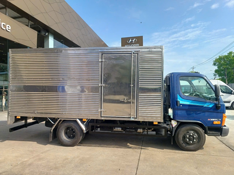 Hình ảnh xe HYUNDAI MIGHTY N650L EURO 5 TẢI TRỌNG 3.5 TẤN