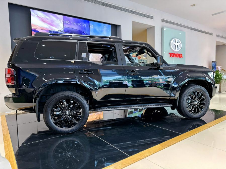 Hình ảnh xe LAND CRUISER PRADO M
