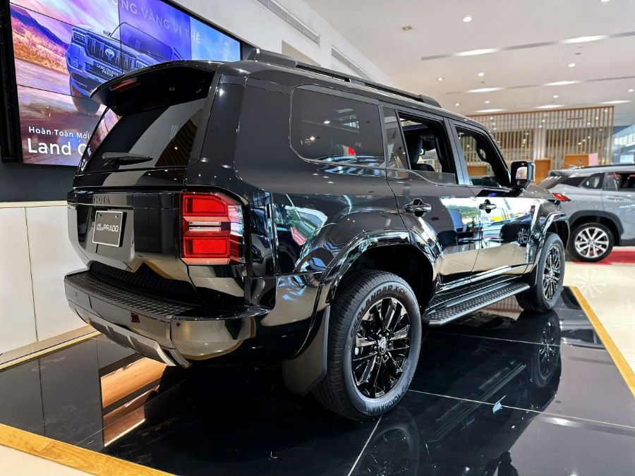 Hình ảnh xe LAND CRUISER PRADO M