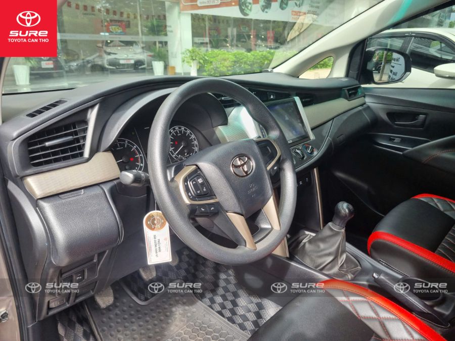 Hình ảnh xe TOYOTA INNOVA E 2022 (MT) - 61.000 KM