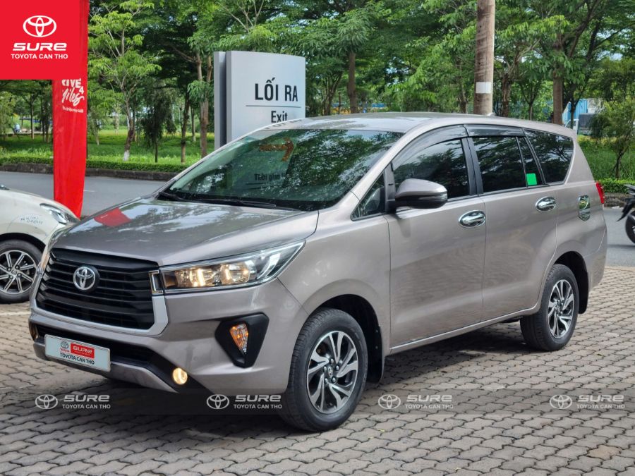 Hình ảnh xe TOYOTA INNOVA E 2022 (MT) - 61.000 KM
