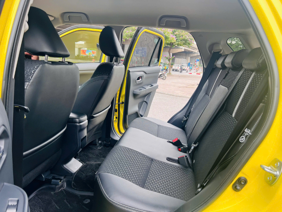 Hình ảnh xe TOYOTA RAIZE 1.0 CVT 2023 - 17000 KM