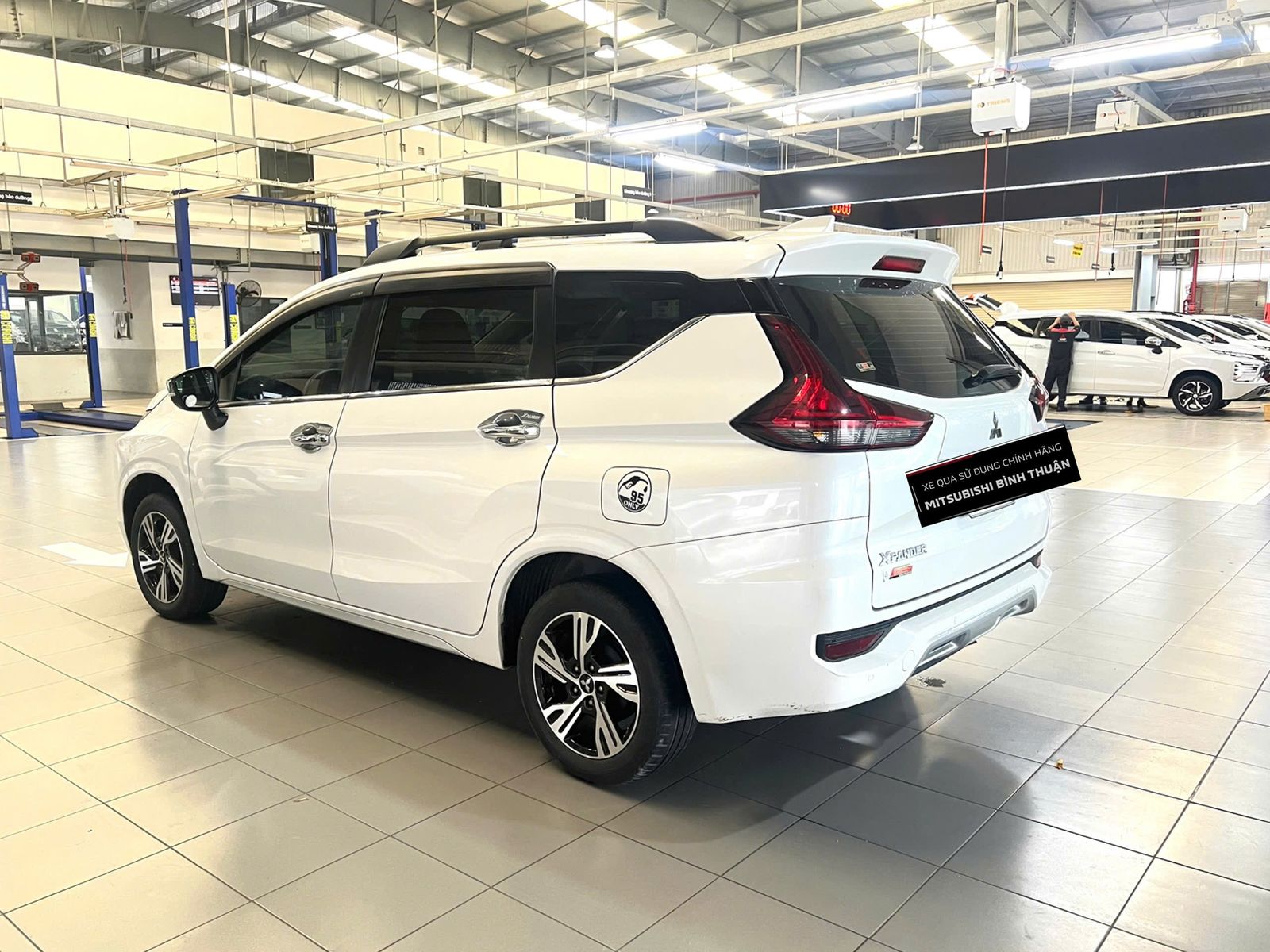 Hình ảnh xe XPANDER AT 2020 ~ GIÁ HƠN 400TR - XE CHUẨN , MÀU TRẮNG