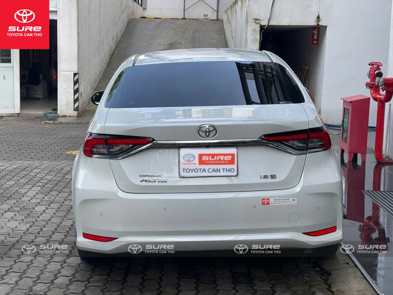 Hình ảnh xe TOYOTA COROLLA ALTIS 1.8V (CVT) 2022 - 27.000 Km