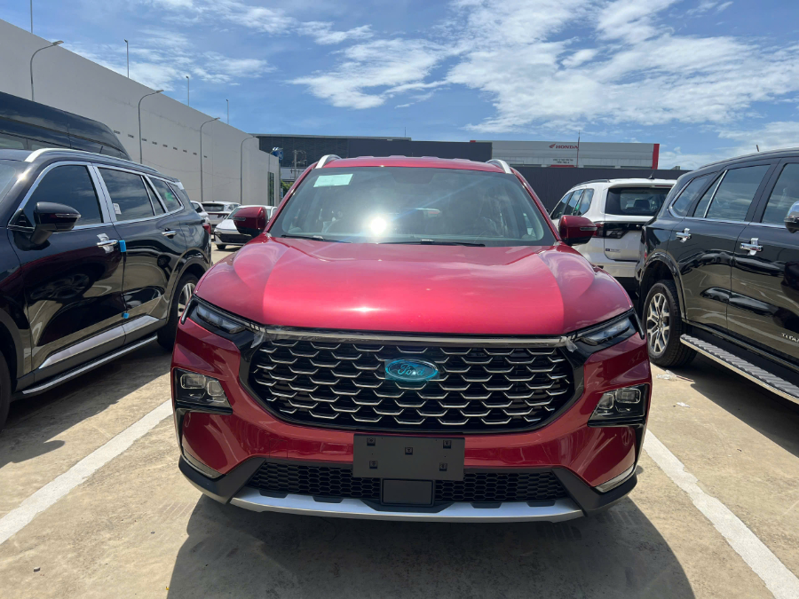 Hình ảnh xe FORD TERRITORY 1.5L 7AT 4x2 TREND 2025 ĐỎ