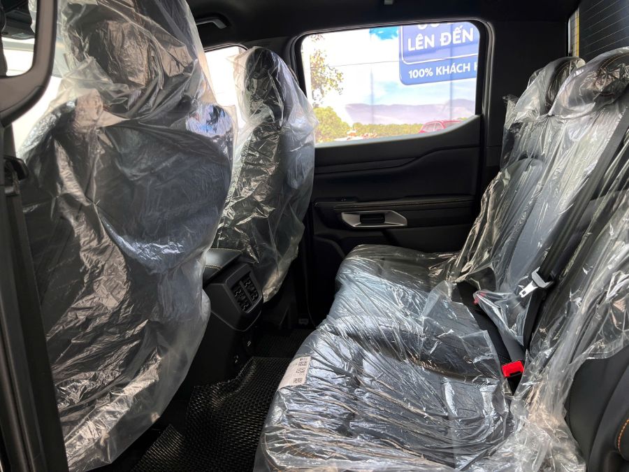 Hình ảnh xe FORD RANGER 2.0L 10AT 4x4 WILDTRAK ĐEN