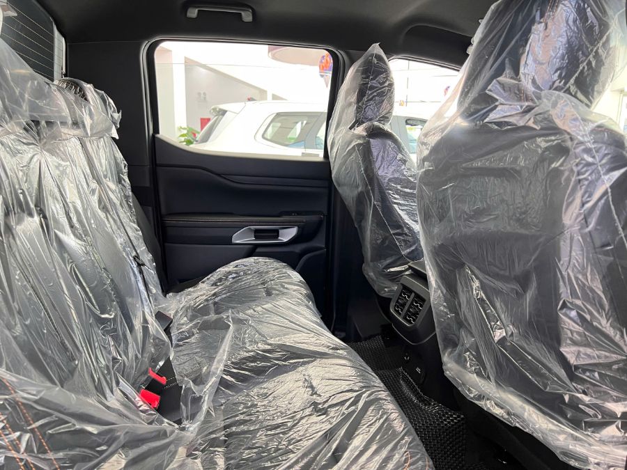 Hình ảnh xe FORD RANGER 2.0L 10AT 4x4 WILDTRAK ĐEN