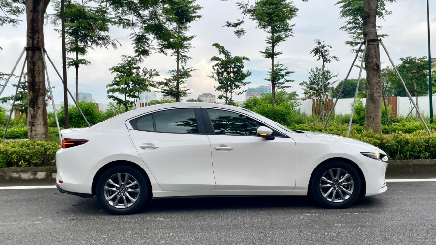 Hình ảnh xe MAZDA 3 PREMIUM 2021 TRẮNG - 45000 KM