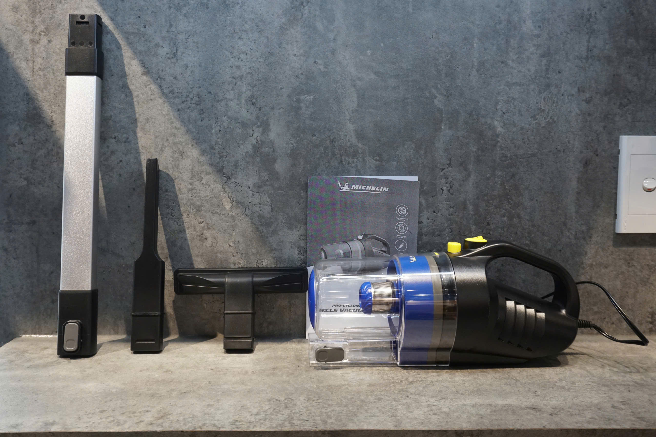 Hình ảnh xe Máy hút bụi 12V Michelin ML204