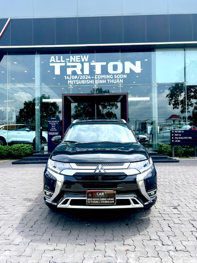 Hình ảnh xe Mitsubishi Outlander CVT Premium 2022