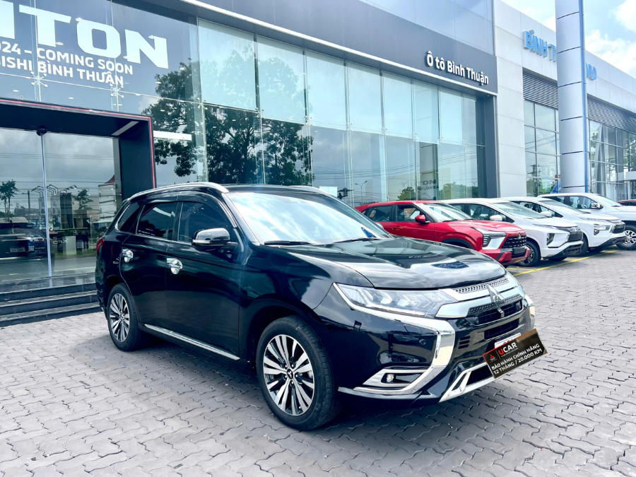 Hình ảnh xe Mitsubishi Outlander CVT Premium 2022
