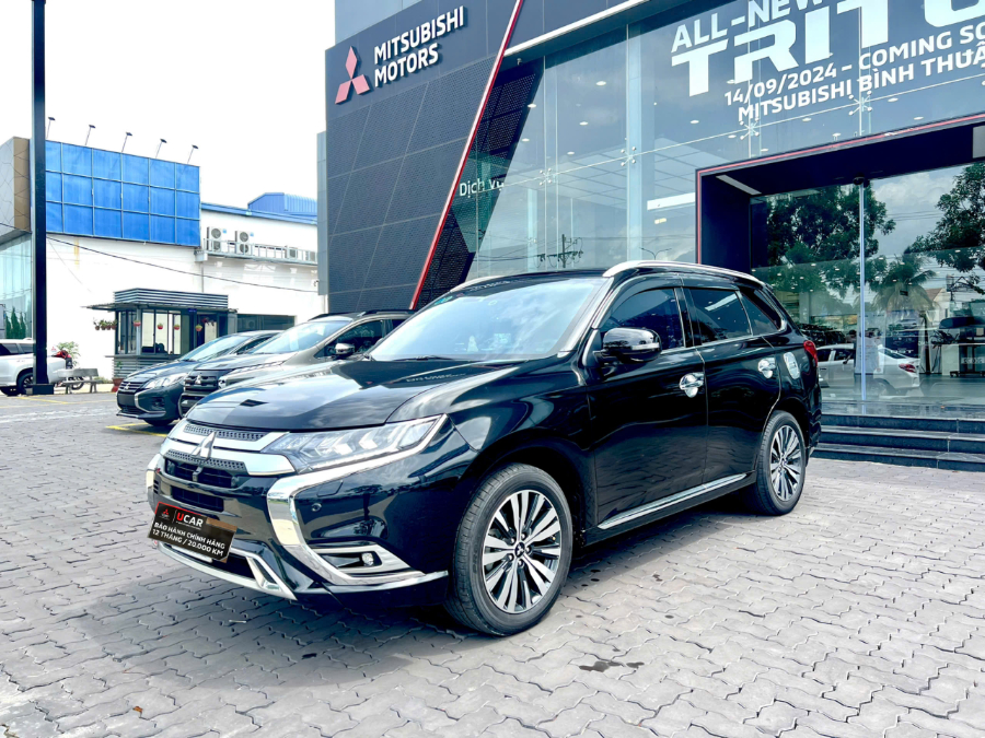 Hình ảnh xe Mitsubishi Outlander CVT Premium 2022