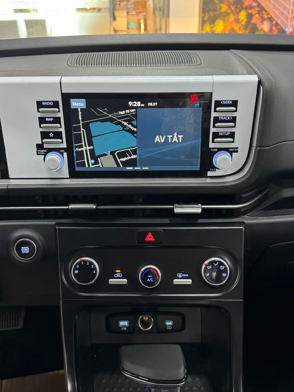 Hình ảnh xe HYUNDAI CRETA TIÊU CHUẨN 2025 - ĐỎ