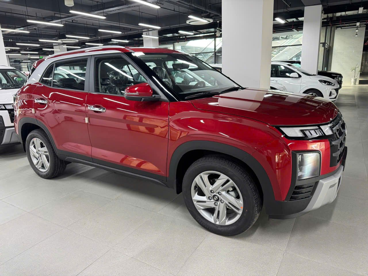 Hình ảnh xe HYUNDAI CRETA TIÊU CHUẨN 2025 - ĐỎ