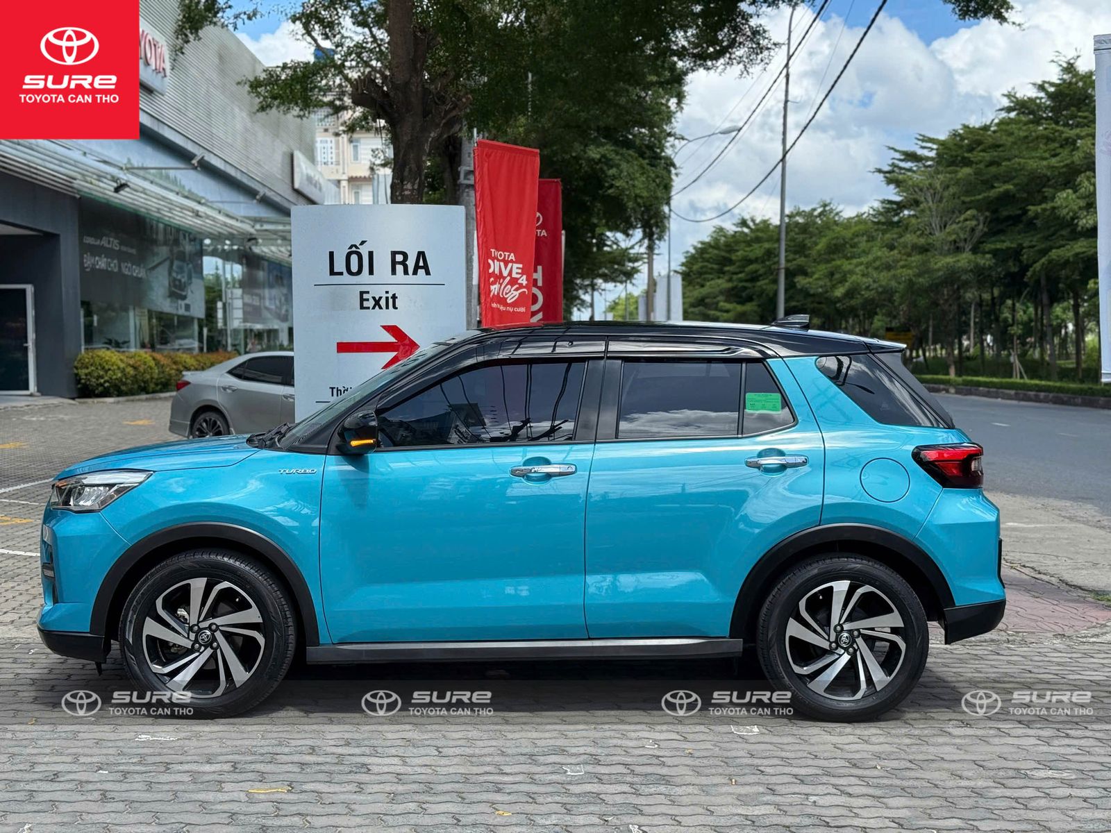 Hình ảnh xe TOYOTA RAIZE TURBO (CVT) 2022 - 85,000 Km