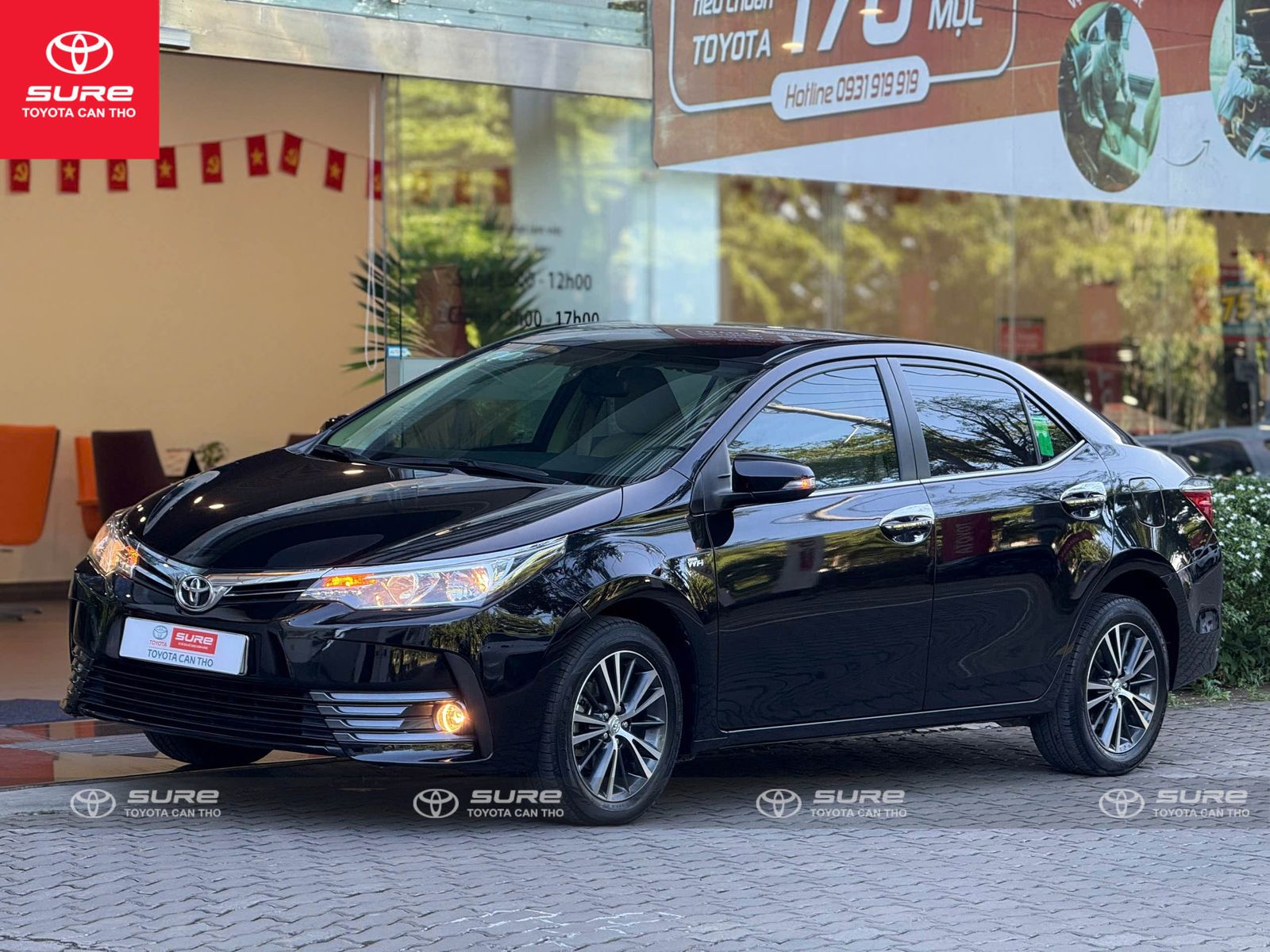 Hình ảnh xe TOYOTA COROLLA ALTIS 1.8G (CVT) 2019 - 53,000 Km