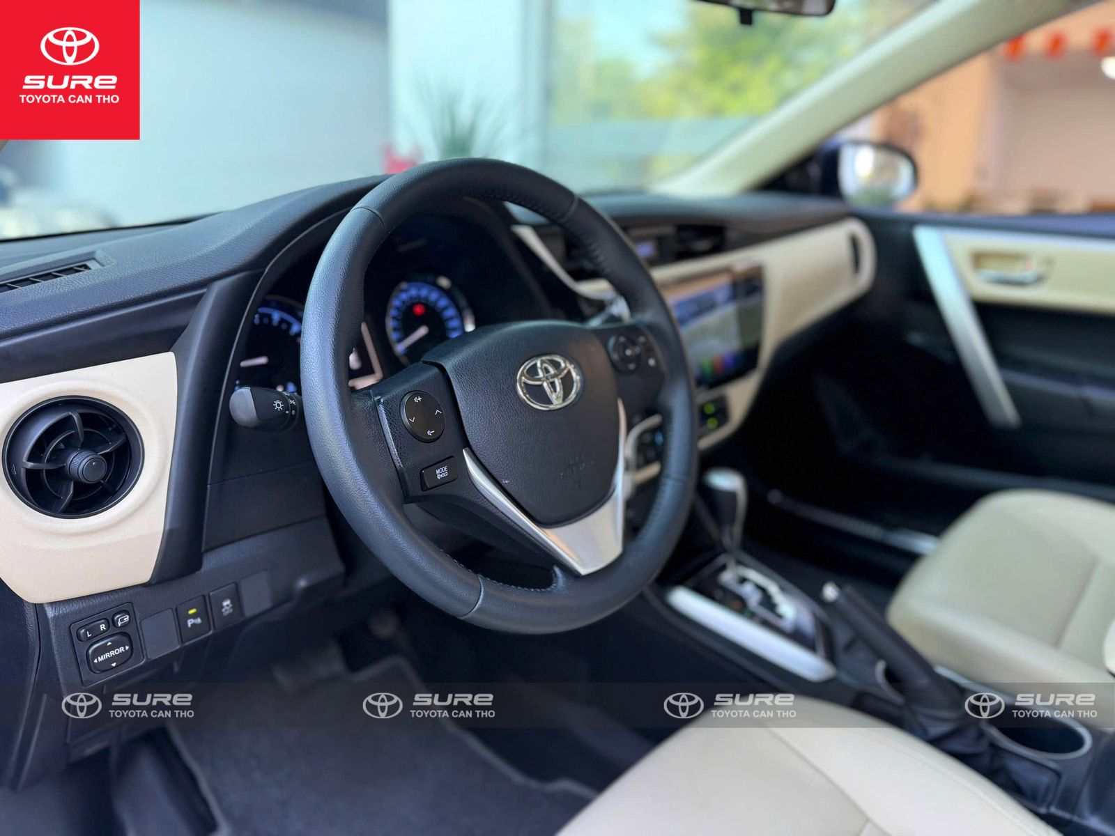 Hình ảnh xe TOYOTA COROLLA ALTIS 1.8G (CVT) 2019 - 53,000 Km