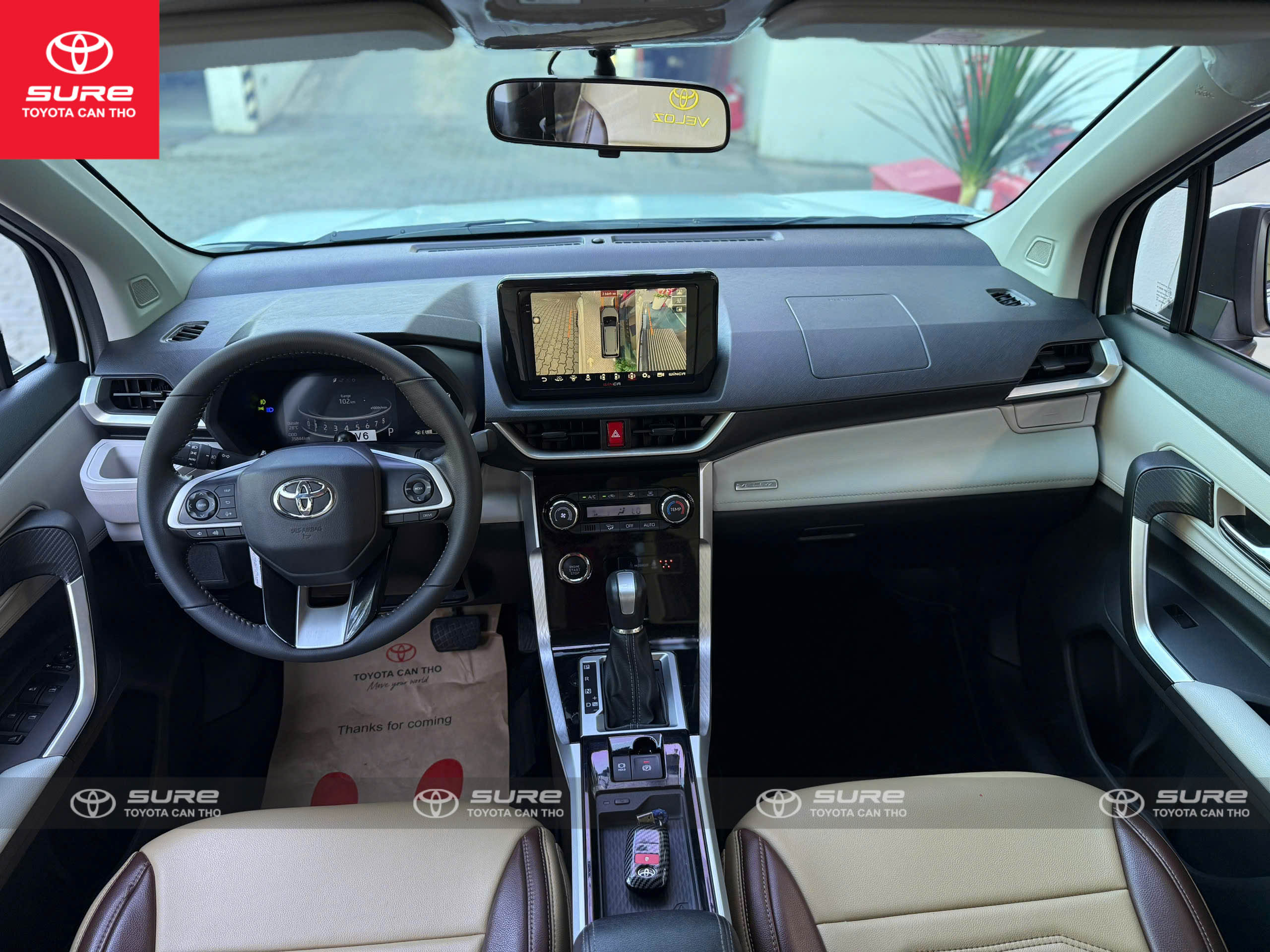 Hình ảnh xe TOYOTA VELOZ CROSS (CVT) 2024 - 35,000 Km