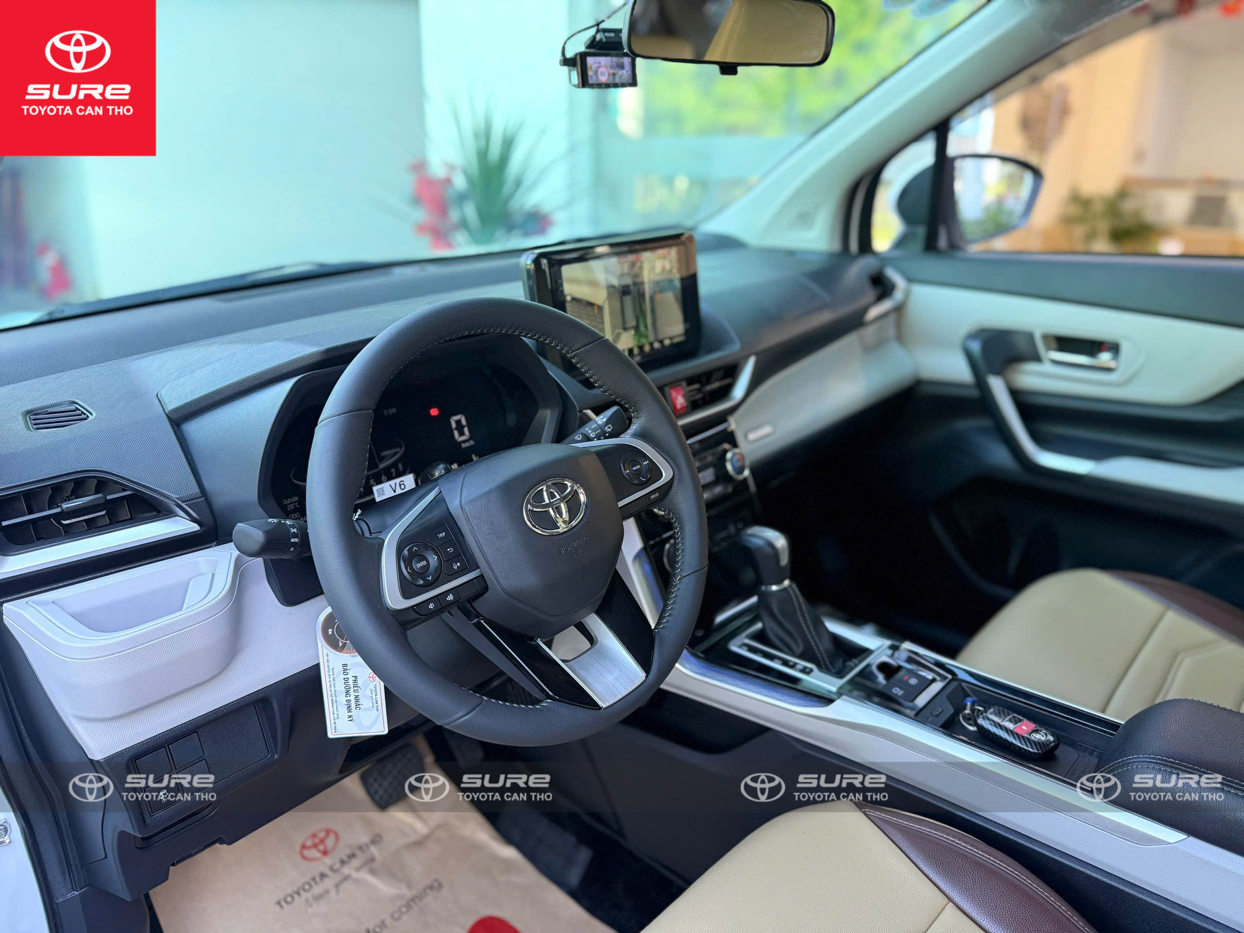 Hình ảnh xe TOYOTA VELOZ CROSS (CVT) 2024 - 35,000 Km