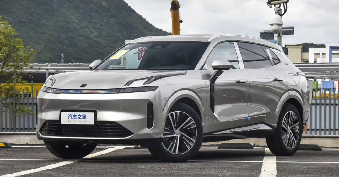 Hình ảnh xe LYNK & CO 08 - ĐỘNG CƠ PHEV VỚI 345 MÃ LỰC - 2025